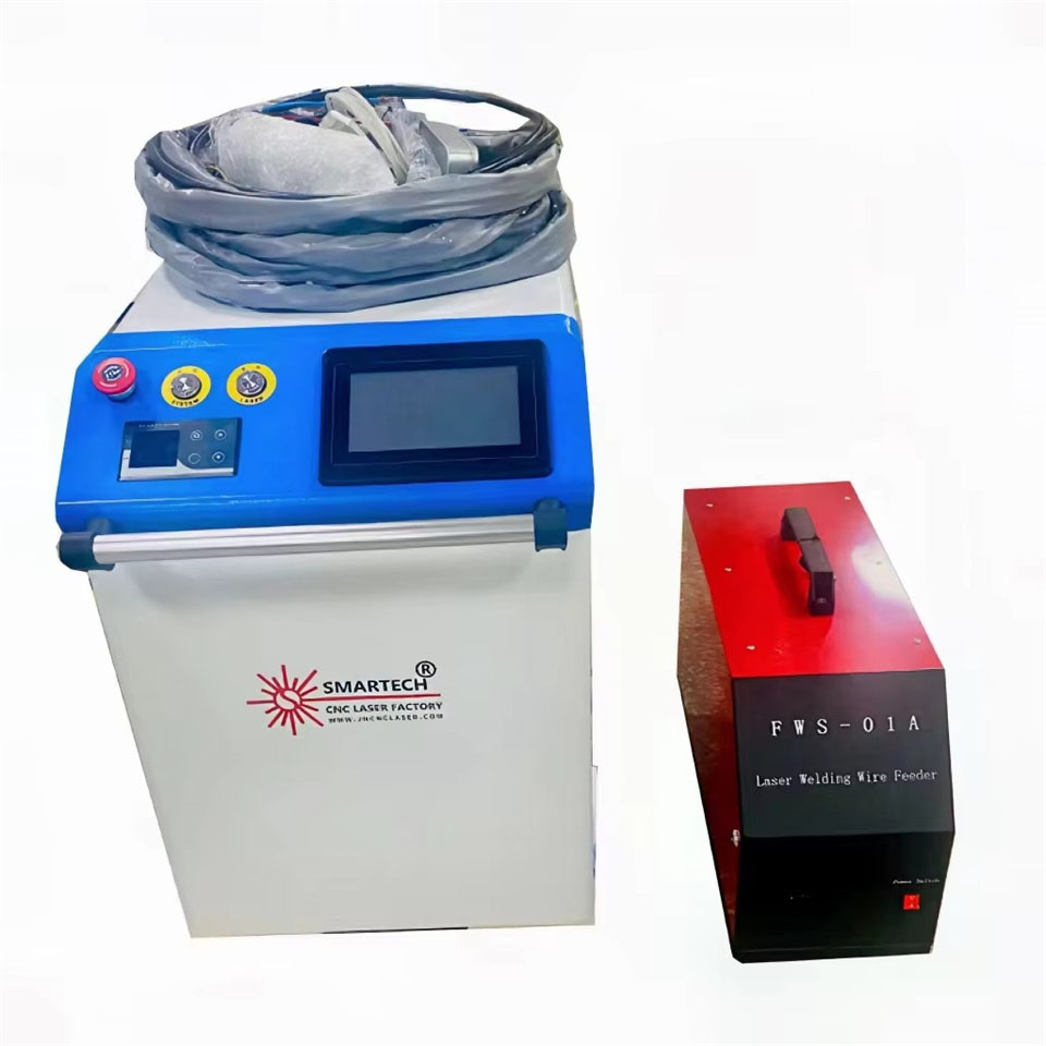 Saldatrice Laser Portatile 3 i - Industrial Laser Manufacturers recensione e prezzo